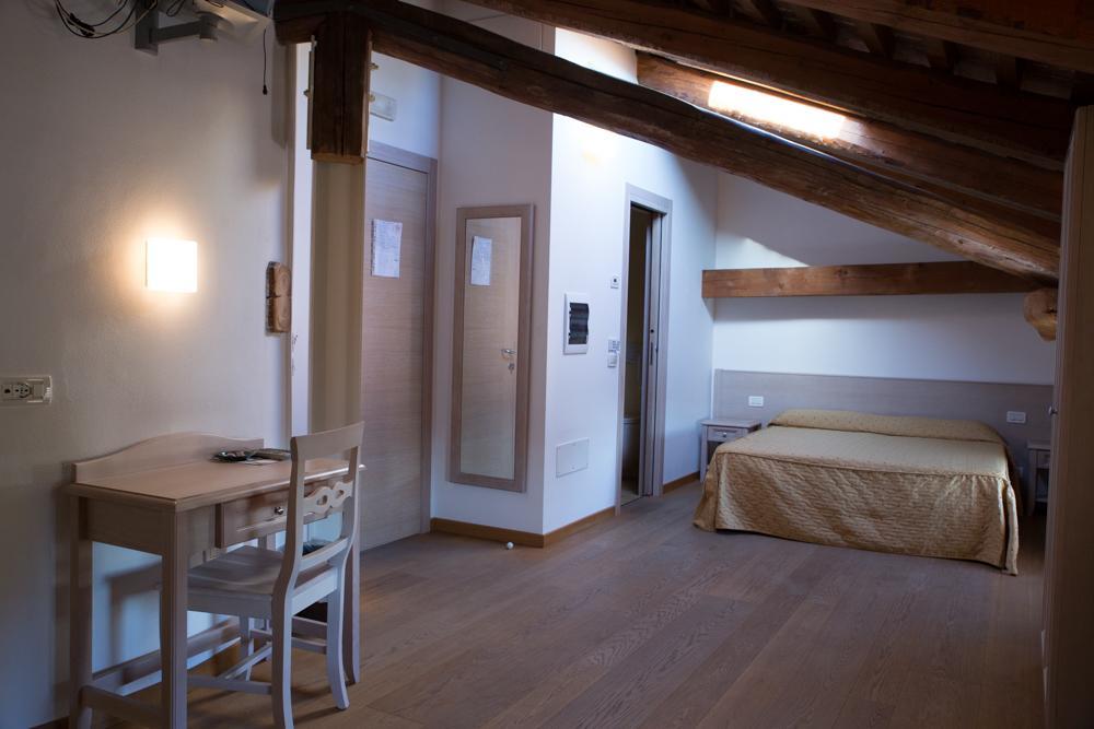 Al Bagolaro Bed & Breakfast Crocetta del Montello ภายนอก รูปภาพ