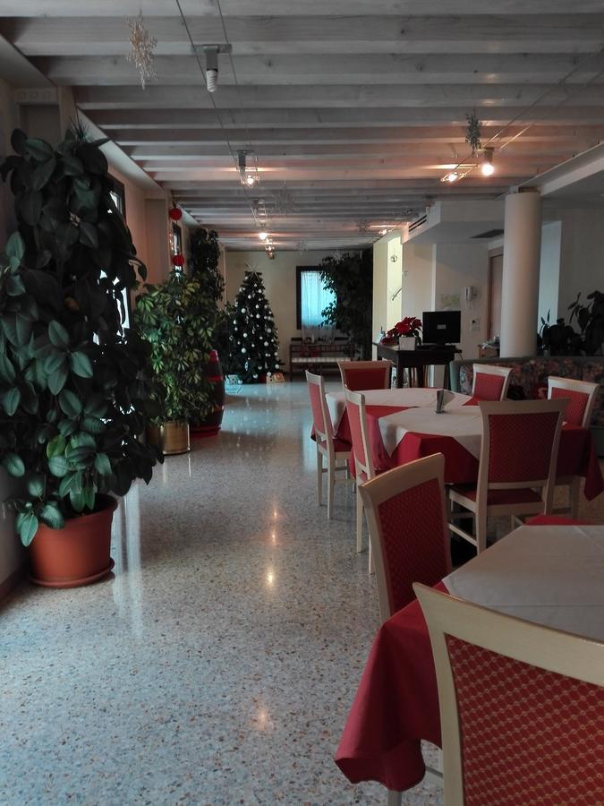 Al Bagolaro Bed & Breakfast Crocetta del Montello ภายนอก รูปภาพ