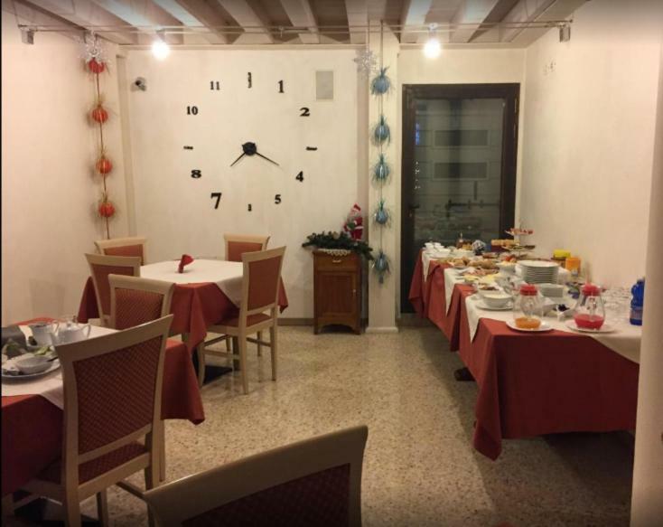 Al Bagolaro Bed & Breakfast Crocetta del Montello ภายนอก รูปภาพ